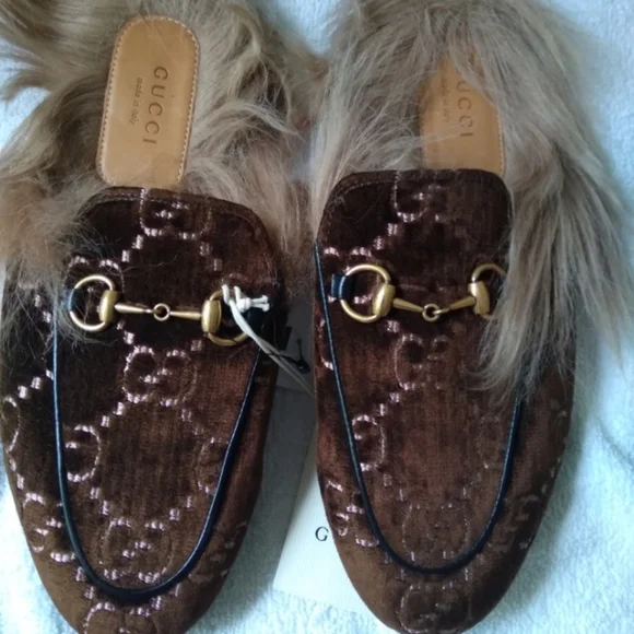 These are authentic GUCCI GG Monogram Velvet Fur Princetown Slippers Slides - Picture 4 of 4